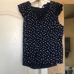 Super cute Gap floral top